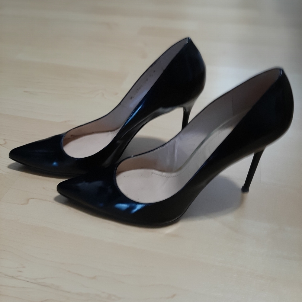 Leather heel